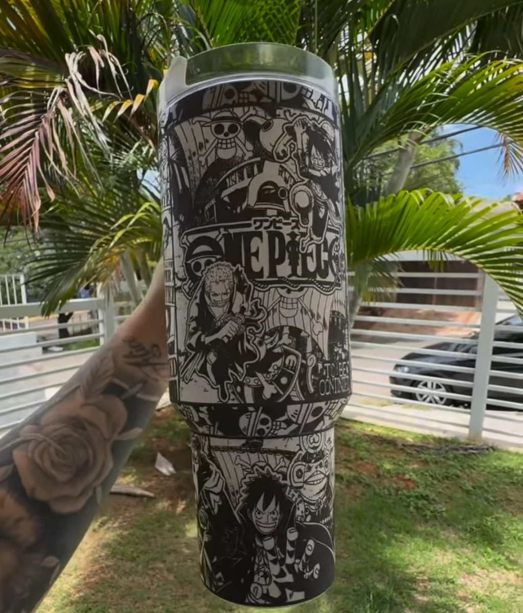 Caneca  Térmico 1200l personalizado em 360 graus One Piece